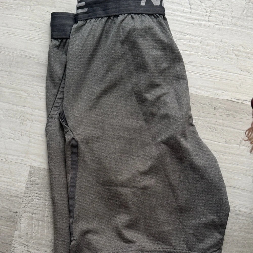 Nike Men’s Dark Gray Athletic Shorts with Branded Waistband